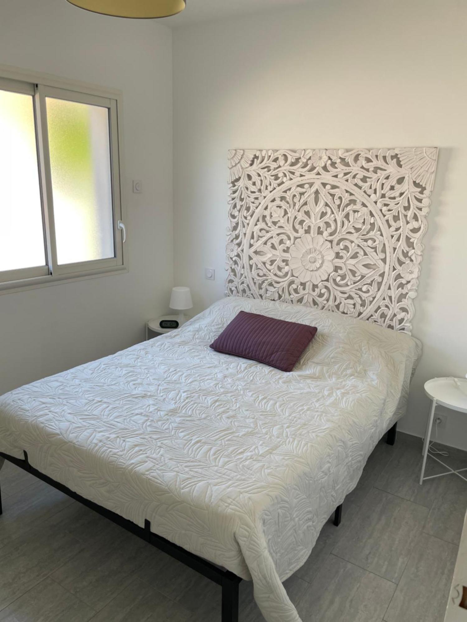 Appartement T2 Avec Terrasse Et Cour Cavaillon Exteriér fotografie